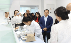 <b>广元市举办查验检测机构日勾当 零距离守护食物</b>